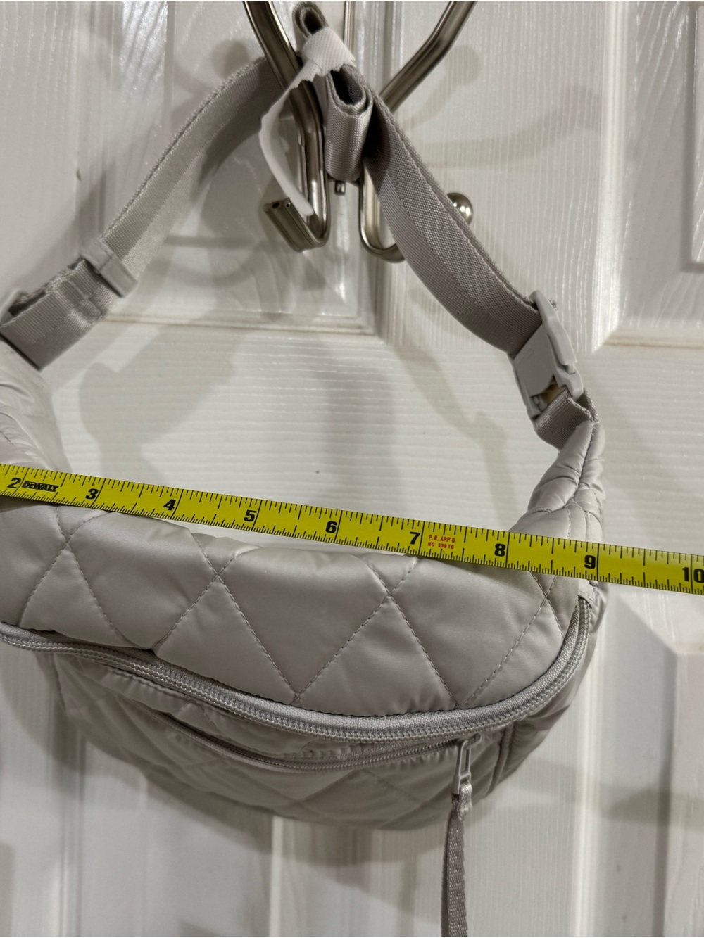 Vera Bradley Quilted Light Gray Belt Bag - Picture 7 of 7